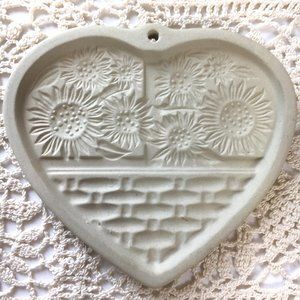 1994 Pampered Chef Sunflower Basket 5" Cookie Mold VTG